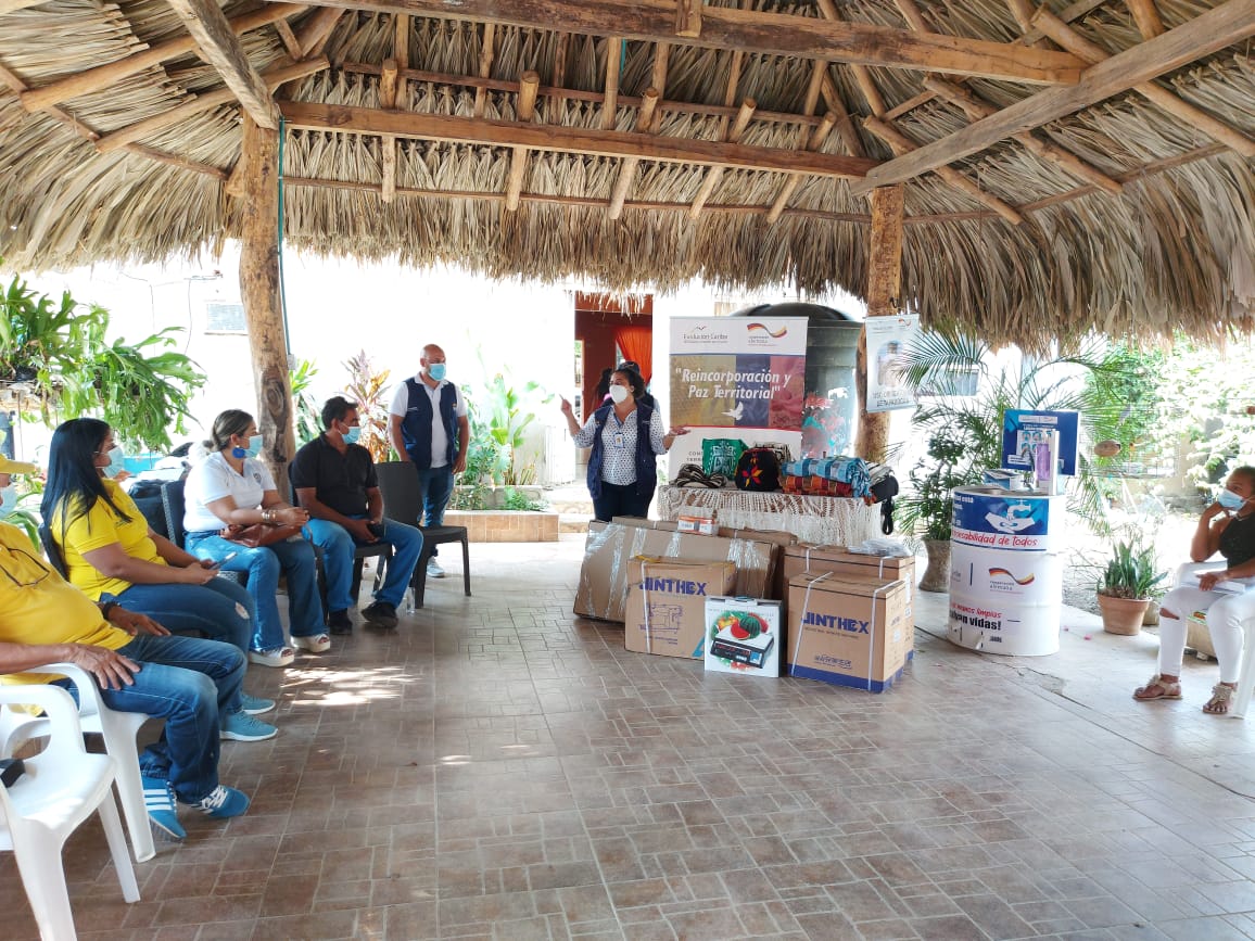 Apoyamos a Artesapaz, un emprendimiento que teje paz en San Jacinto, Bolívar